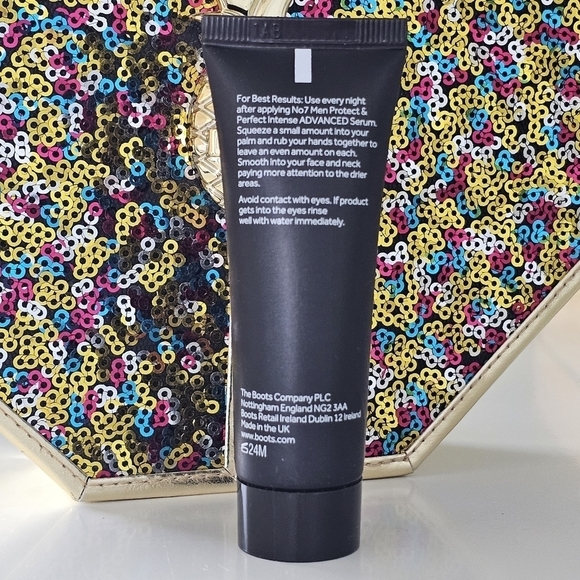 π 4 for $25π  No7 MEN ADVANCED NIGHT MOISTURISER - Picture 4 of 7